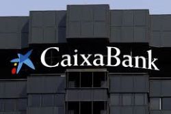 Spain's Caixabank beats profit forecast in Q1