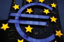 Weaker euro helps Spain and Italy, not Germany