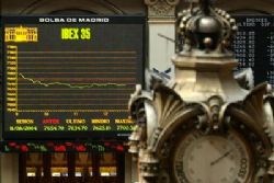 European shares fall as Greece, Spain worries grow