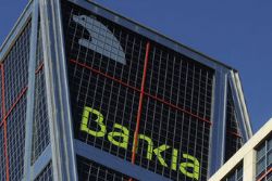 Shareholder group mulls legal action on Bankia