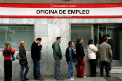 Spain unemployment jumps almost 3% Dec-Jan