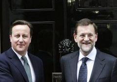 Cameron warns Catalonia that independence means leaving EU Cameron warns Catalonia that independence means leaving EU