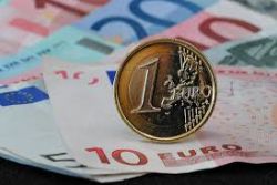Spain’s July jobless falls by 0.8 pct m/m to 3.3 mln Spain’s July jobless falls by 0.8 pct m/m to 3.3 mln