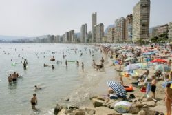 Spain closes in on 80 million foreign tourists in record-breaking 2017 Spain closes in on 80 million foreign tourists in record-breaking 2017