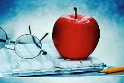 Valencia teachers lose 1 Month's Holiday Valencia teachers lose 1 Month's Holiday