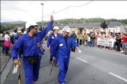 Striking Miners clash violently with Police Striking Miners clash violently with Police