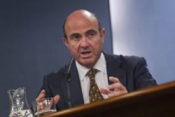 Spain to seek bank aid as borrowing costs soar Spain to seek bank aid as borrowing costs soar