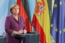 Germany not urging Spain to seek full bailout