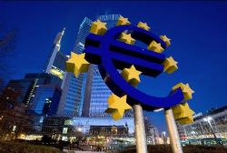 Spain banks borrow 10 pct more from ECB in July Spain banks borrow 10 pct more from ECB in July
