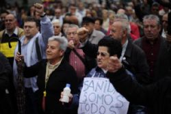 UGT calls for legal challenge to Spain's Pension freeze UGT calls for legal challenge to Spain's Pension freeze