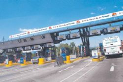 Spain to increase toll road fees by 2.4 pct from 2013