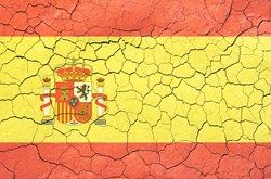 Spain trade deficit plummets through 2012