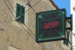 Street Thermometers Wrong Street Thermometers Wrong