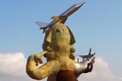 Castellon Airport Statue Abandoned Castellon Airport Statue Abandoned