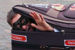 Suitcase Scam Affects Tourists Visiting Spain