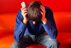 Spain Youth Unemployment Hits 57.7 pct Spain Youth Unemployment Hits 57.7 pct