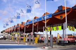 Spain struggles to pull together multibillion euro highway bail-out Spain struggles to pull together multibillion euro highway bail-out