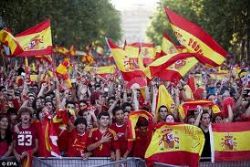 Catalans Prepare to Vote in Defiance of Spain Catalans Prepare to Vote in Defiance of Spain